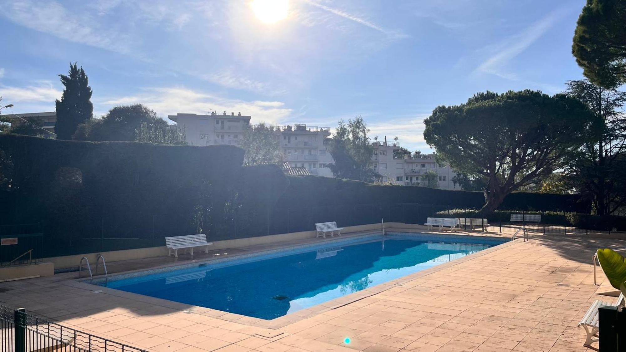 L'azur - De Standing - Piscine - Parking Apartment